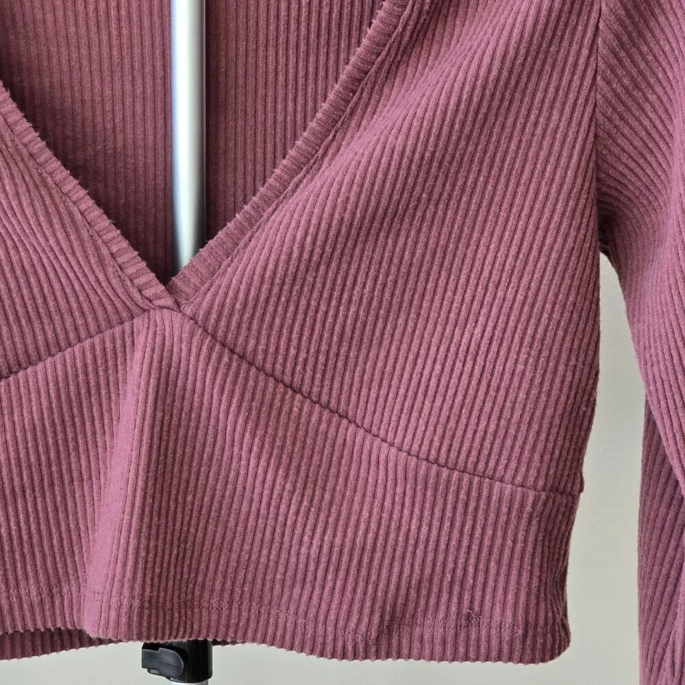 NWT - Crop Shirt, Size: XXL